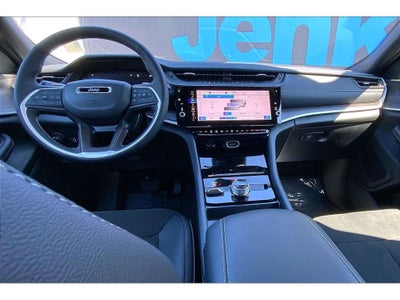 2026 Jeep Grand Cherokee L Laredo Altitude