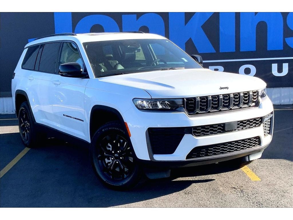 2026 Jeep Grand Cherokee L Laredo Altitude