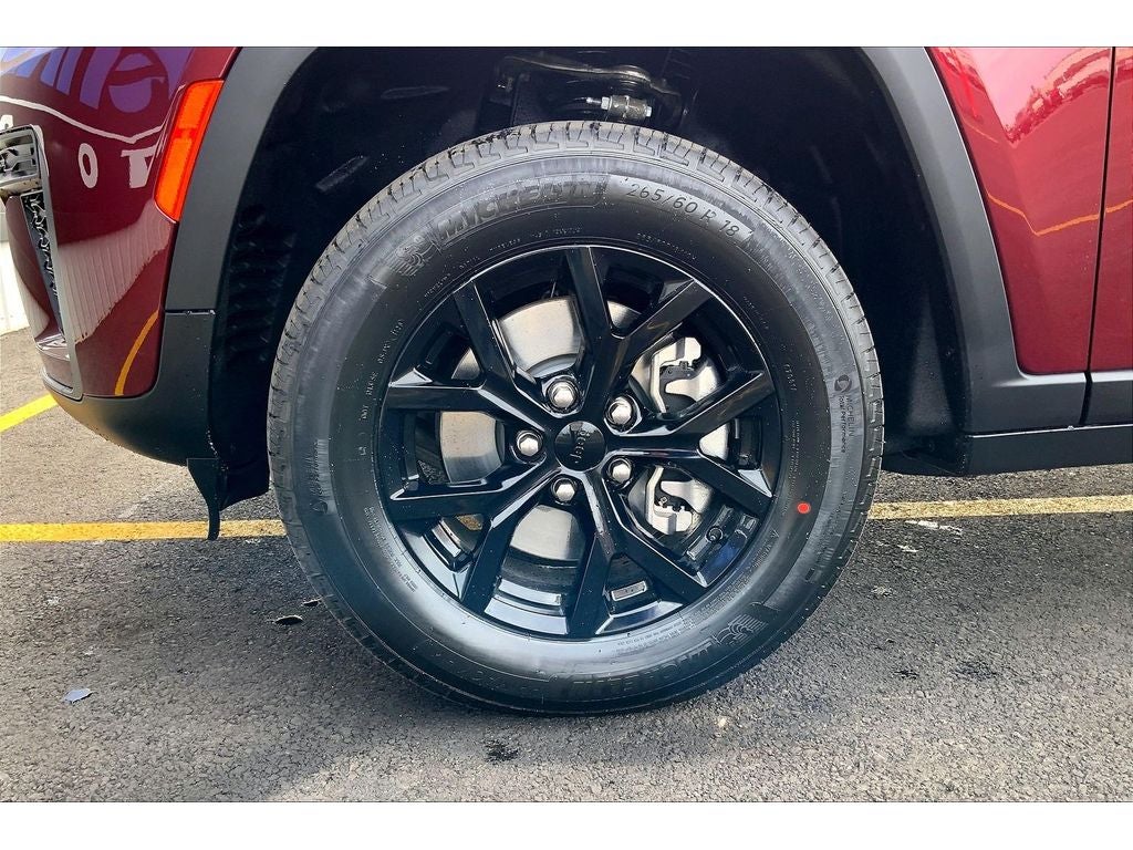 2026 Jeep Grand Cherokee L Laredo Altitude