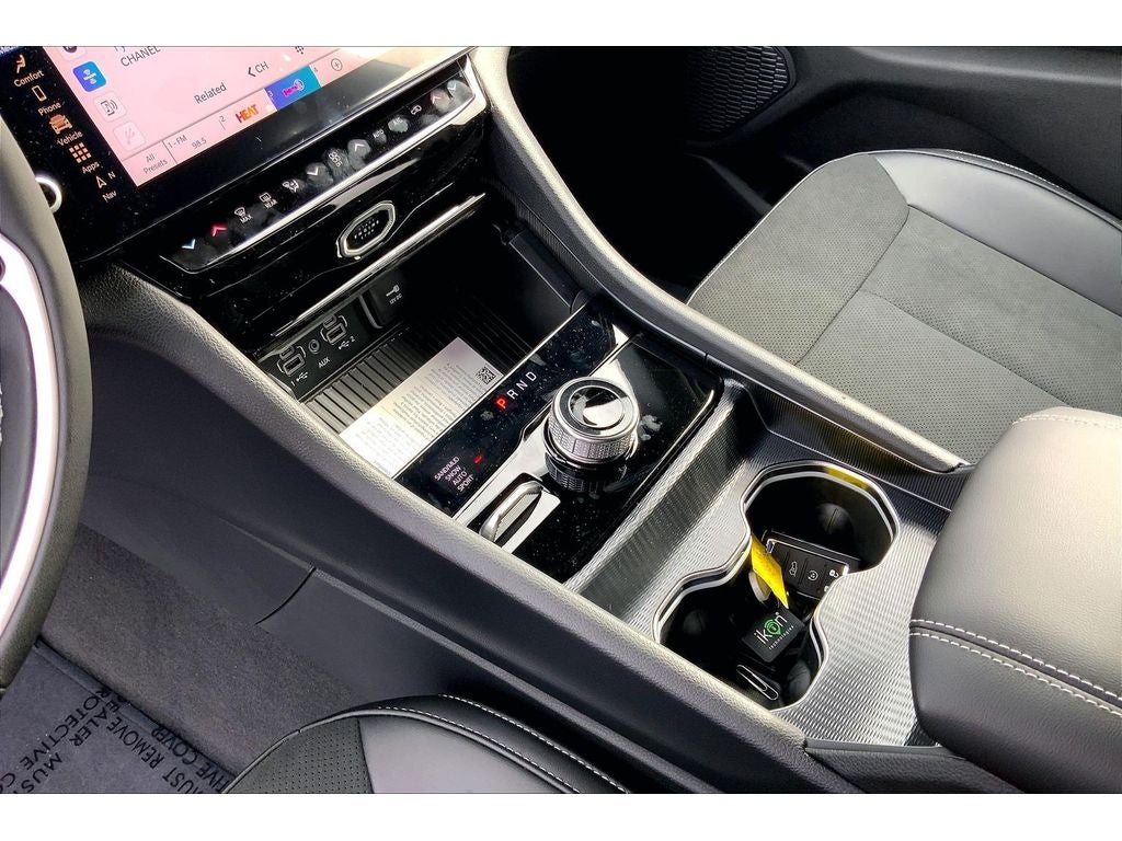 2026 Jeep Grand Cherokee L Laredo Altitude