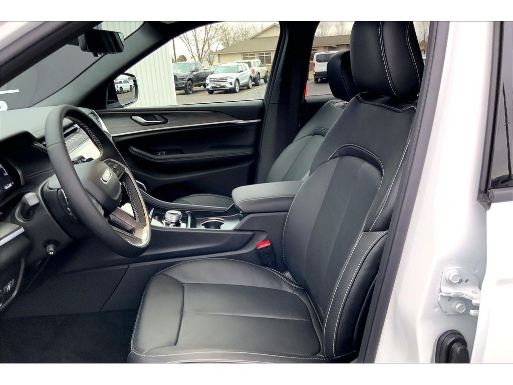 2026 Jeep Grand Cherokee L Limited Reserve