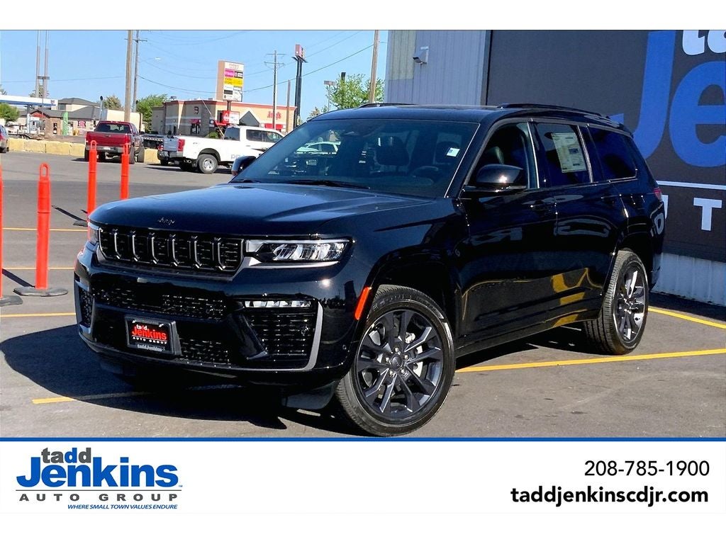 2026 Jeep Grand Cherokee L Limited Reserve 4x4's photo