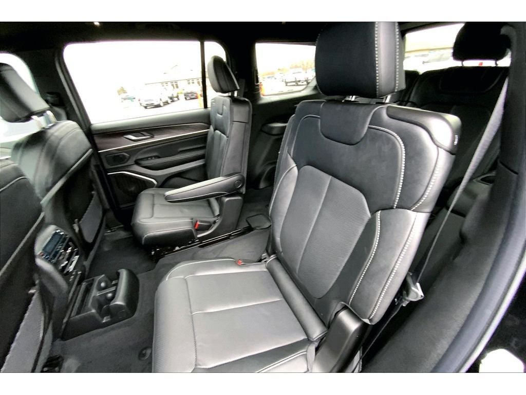 2026 Jeep Grand Cherokee L Limited Reserve