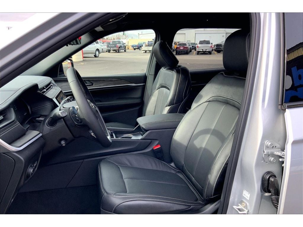 2026 Jeep Grand Cherokee L Limited Reserve