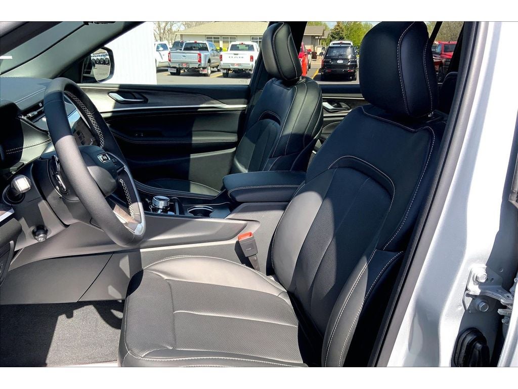 2026 Jeep Grand Cherokee L Limited Reserve