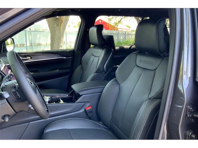 2025 Jeep Grand Cherokee L Overland