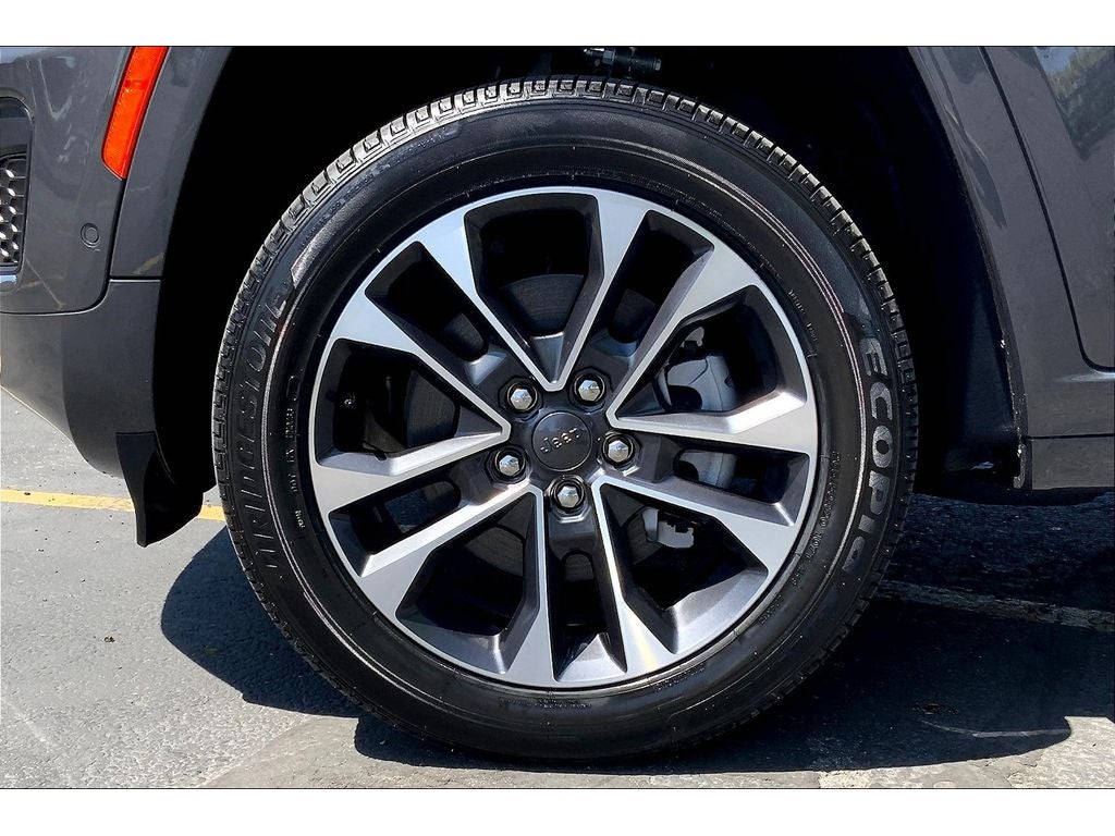 2025 Jeep Grand Cherokee L Overland