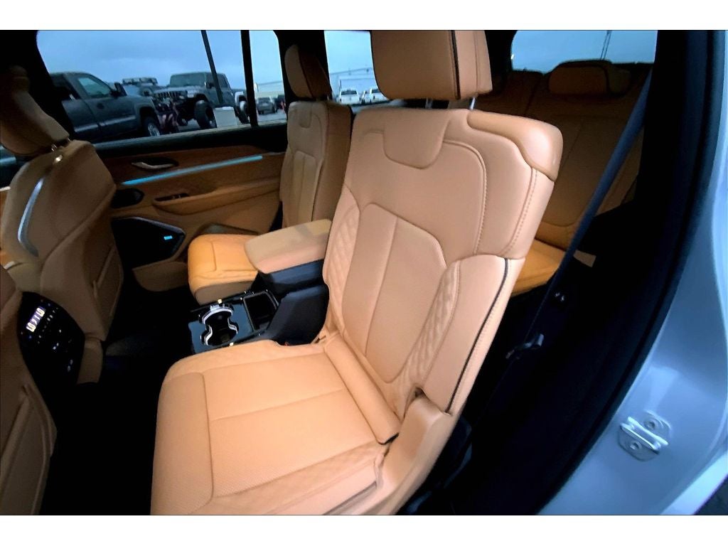 2025 Jeep Grand Cherokee L Summit Reserve