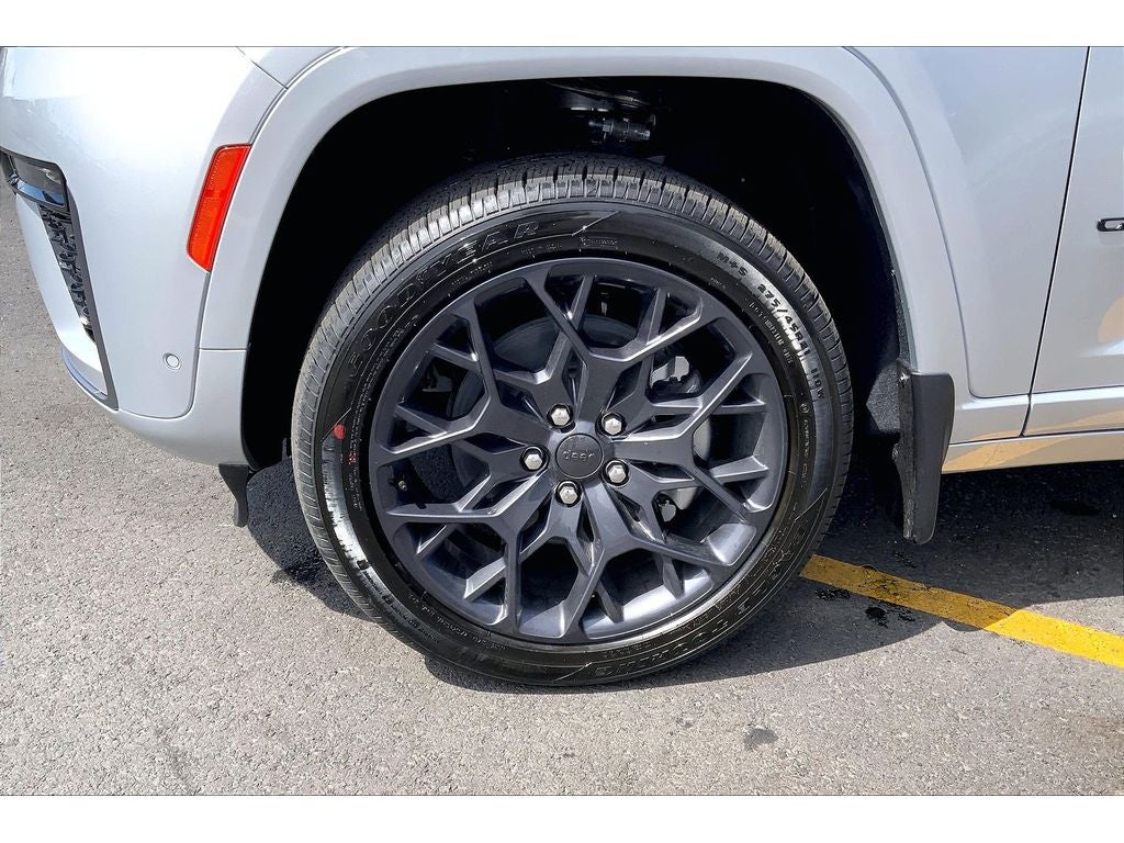 2026 Jeep Grand Cherokee L Summit