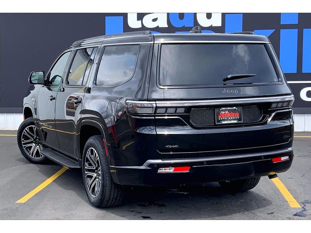 2026 Jeep Grand Wagoneer Base