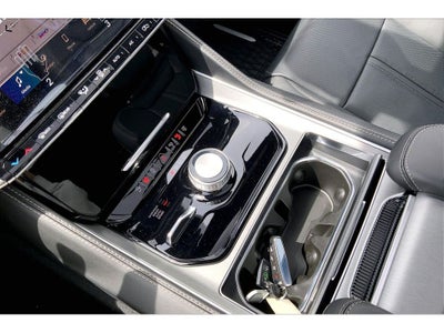 2026 Jeep Grand Wagoneer Base