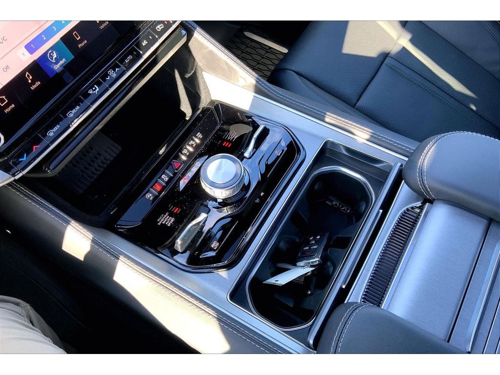 2026 Jeep Grand Wagoneer Upland