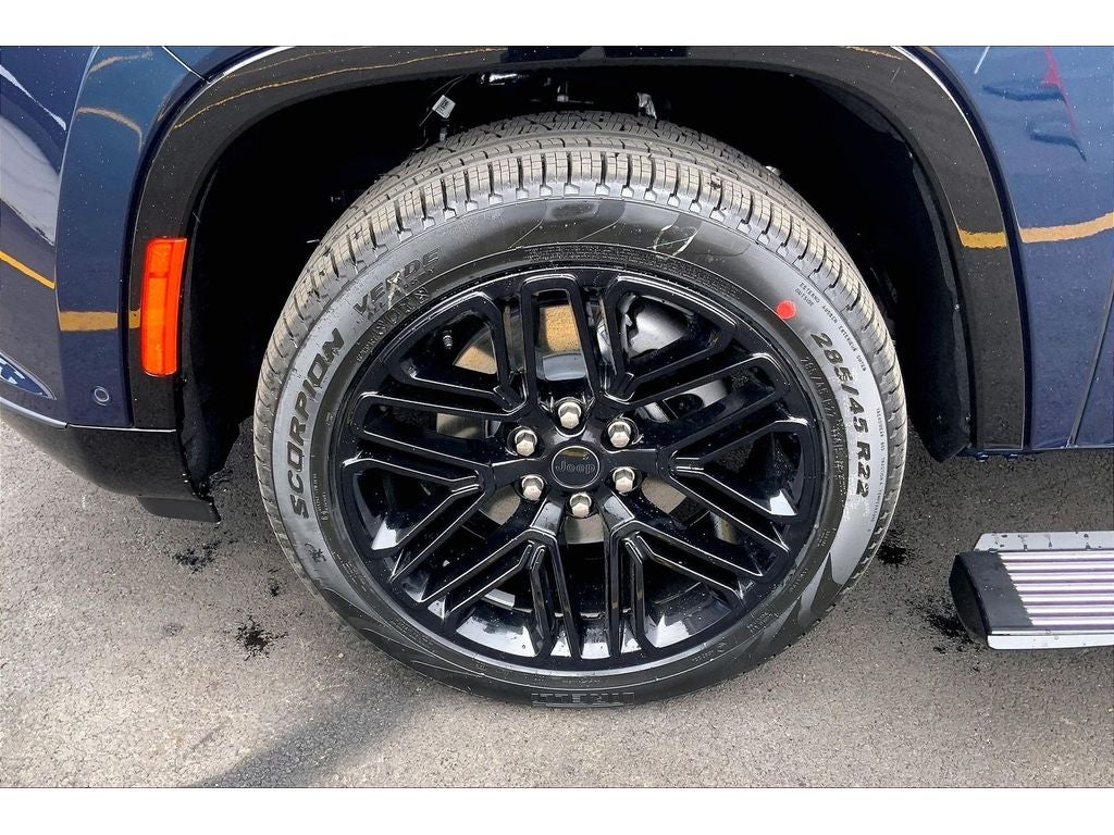 2026 Jeep Grand Wagoneer Limited Reserve