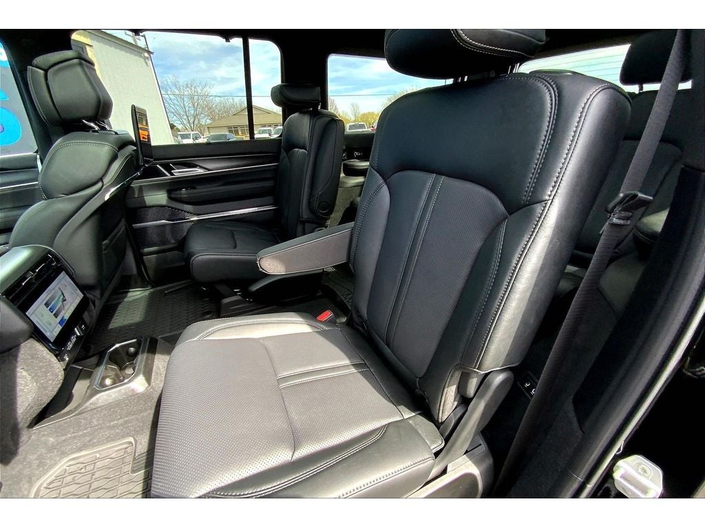 2026 Jeep Grand Wagoneer Summit Obsidian