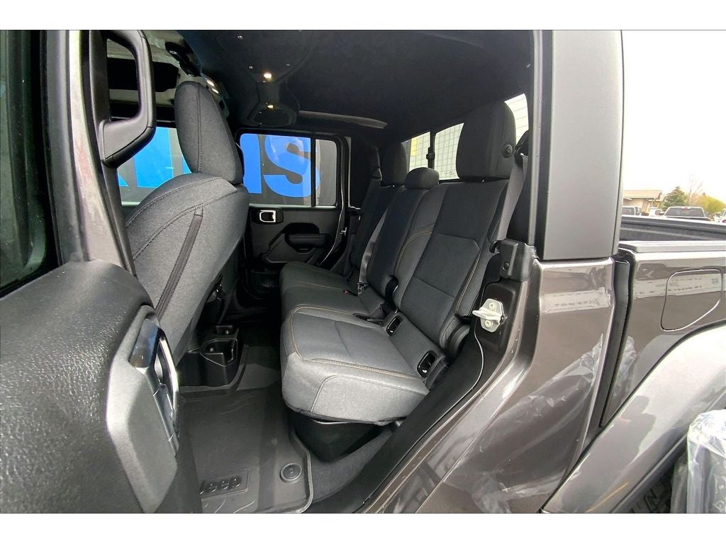 2026 Jeep Gladiator Willys