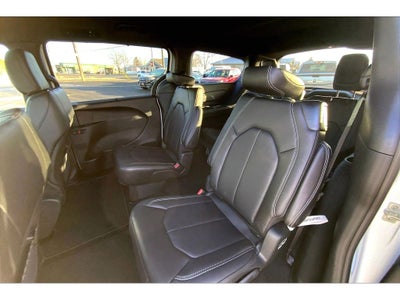 2026 Chrysler Voyager LX