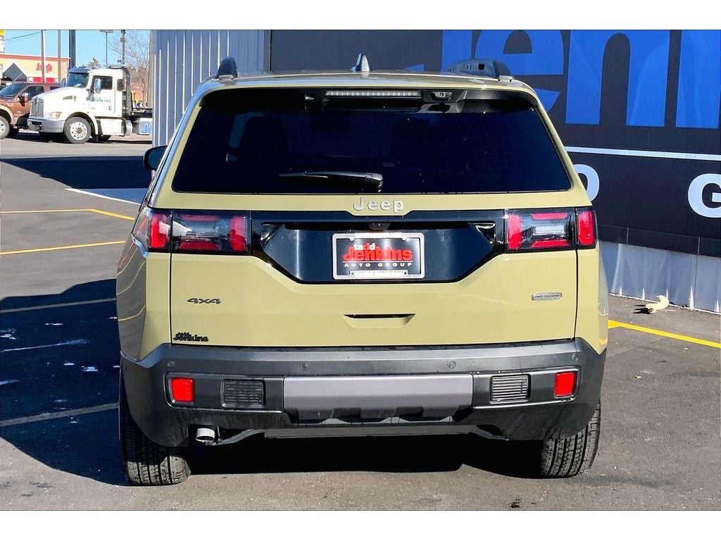 2026 Jeep Cherokee Overland