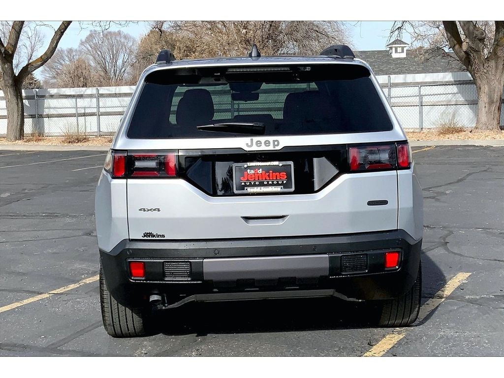 2026 Jeep Cherokee Overland