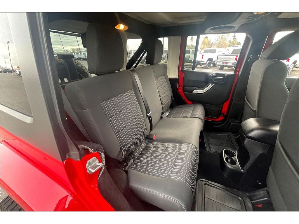 2012 Jeep Wrangler Unlimited Sahara