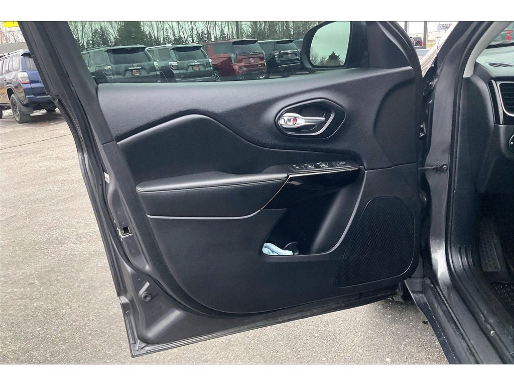 2020 Jeep Cherokee Altitude