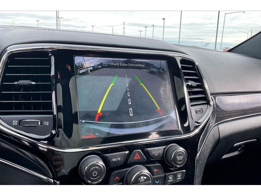 2020 Jeep Grand Cherokee Overland