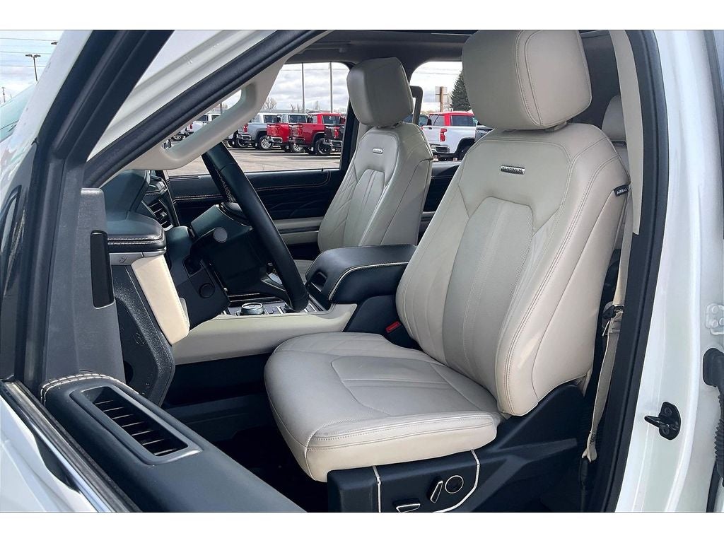 2024 Ford Expedition Max Platinum