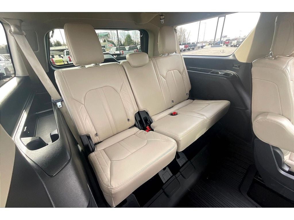 2024 Ford Expedition Max Platinum