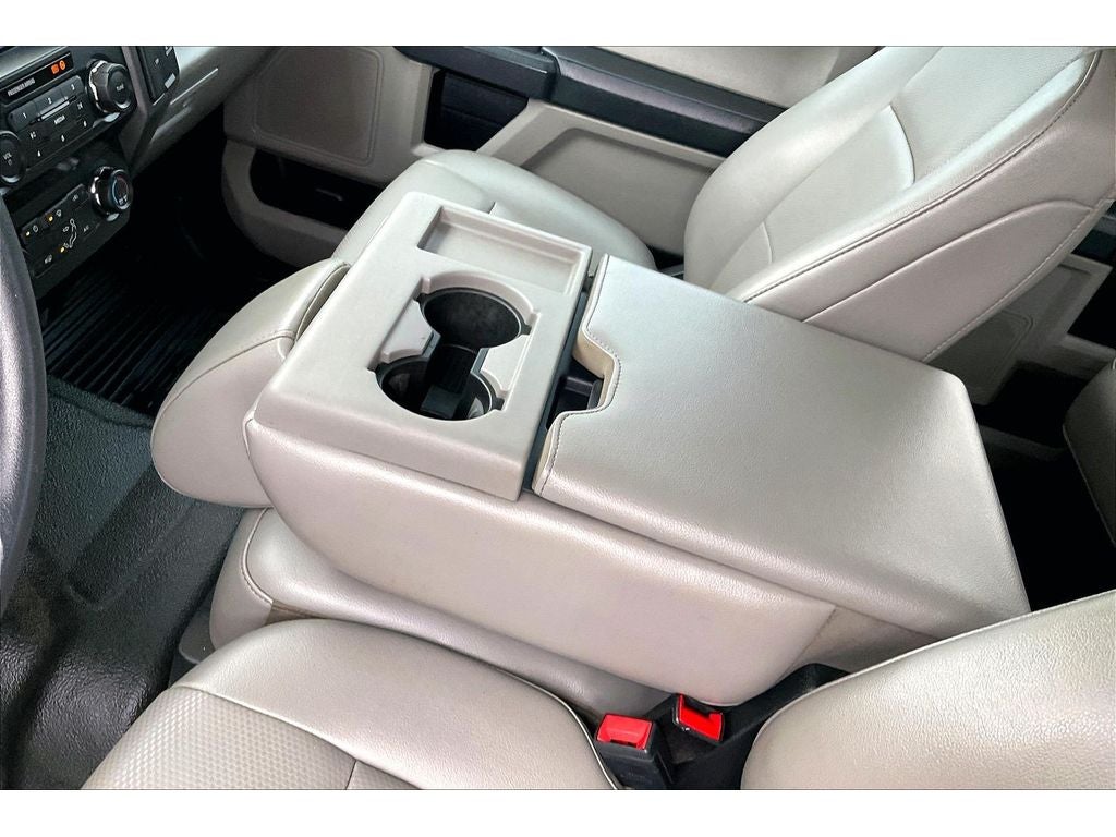 2022 Ford Super Duty F-350 SRW XL