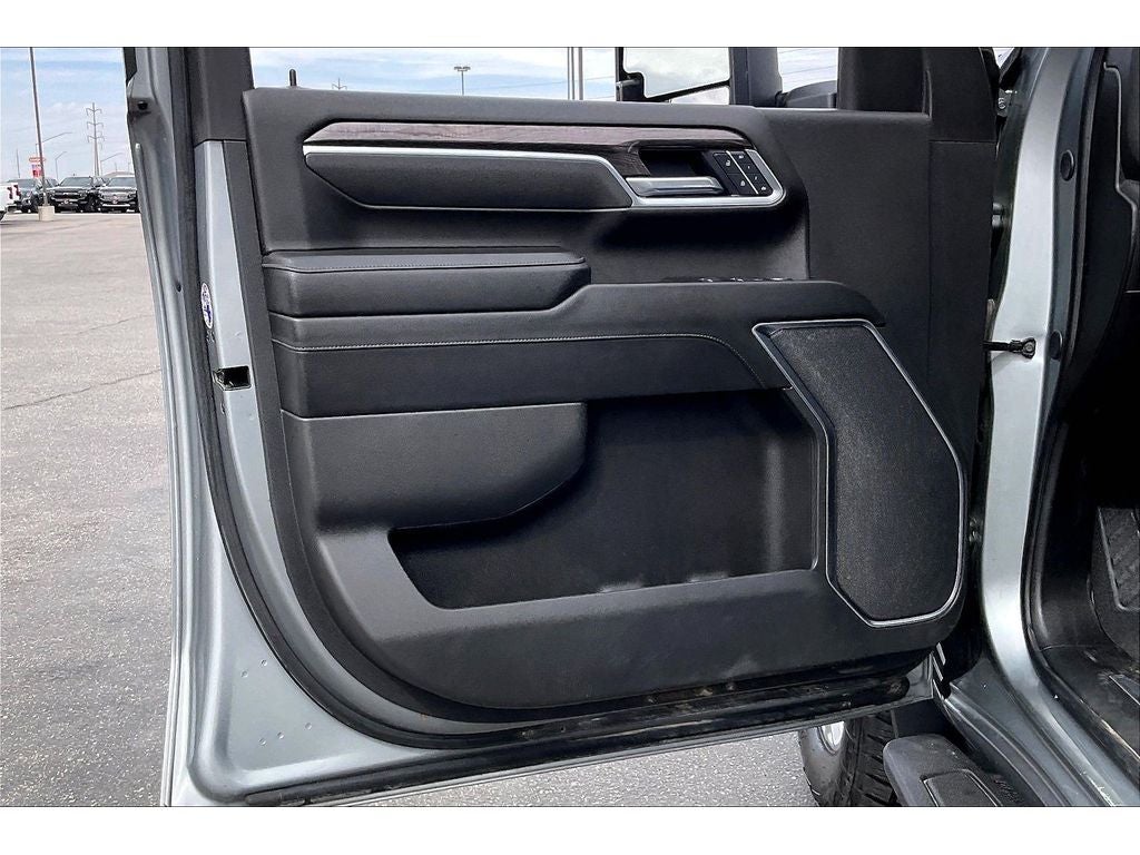 2025 Chevrolet Silverado 3500 HD LTZ