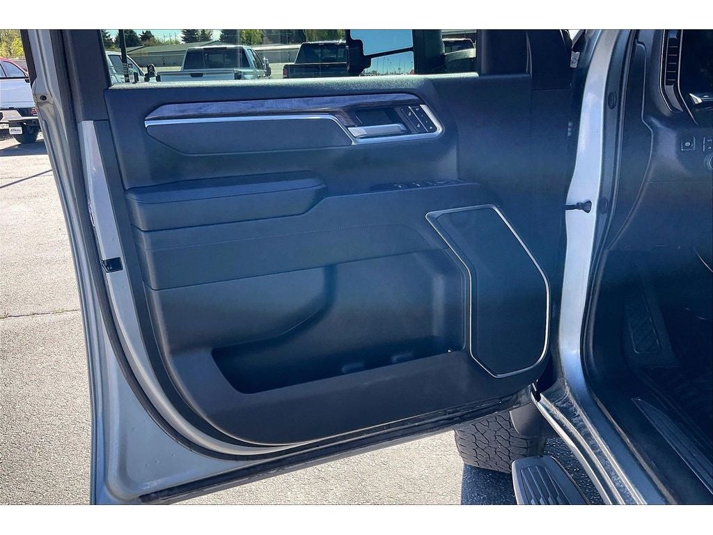 2025 Chevrolet Silverado 3500 HD LTZ