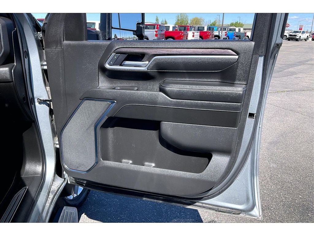 2025 Chevrolet Silverado 3500 HD LTZ