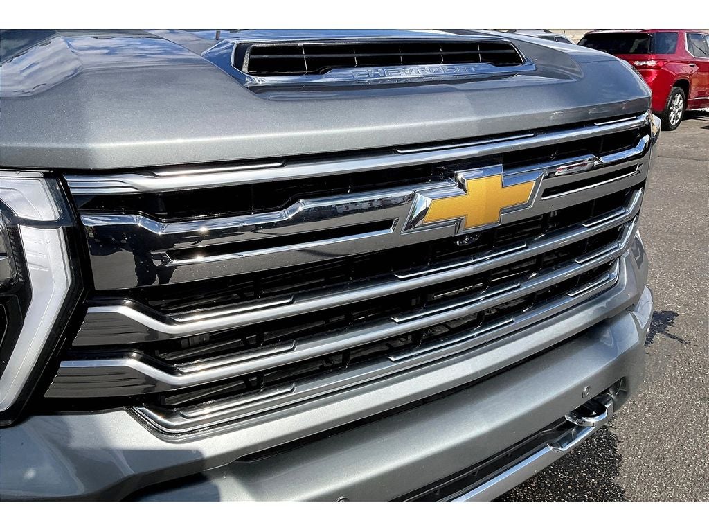2025 Chevrolet Silverado 3500 HD High Country