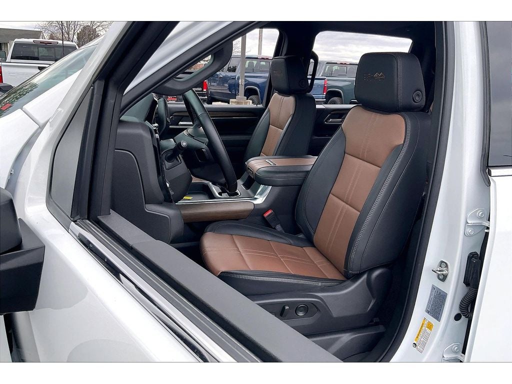 2024 Chevrolet Silverado 3500 HD High Country