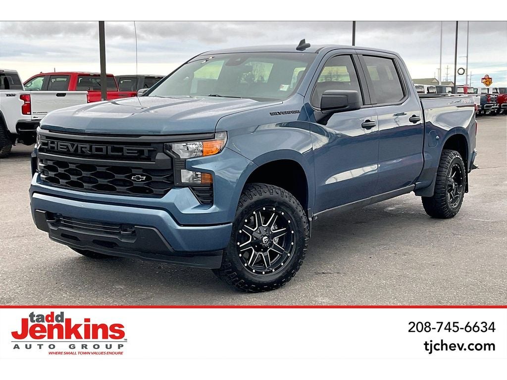 2024 Chevrolet Silverado 1500 Custom