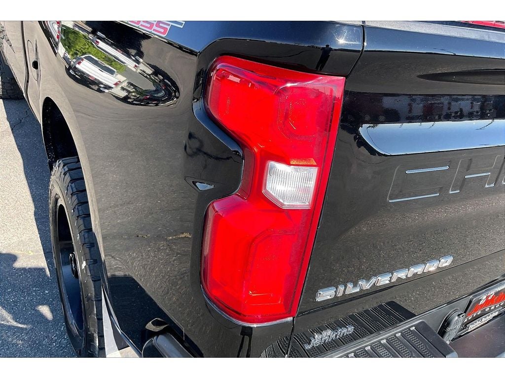 2021 Chevrolet Silverado 1500 Custom Trail Boss