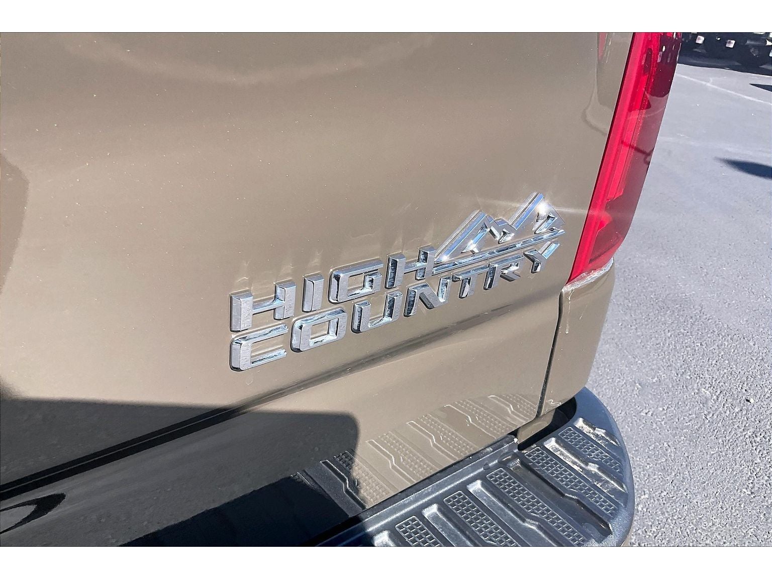 2023 Chevrolet Silverado 1500 High Country