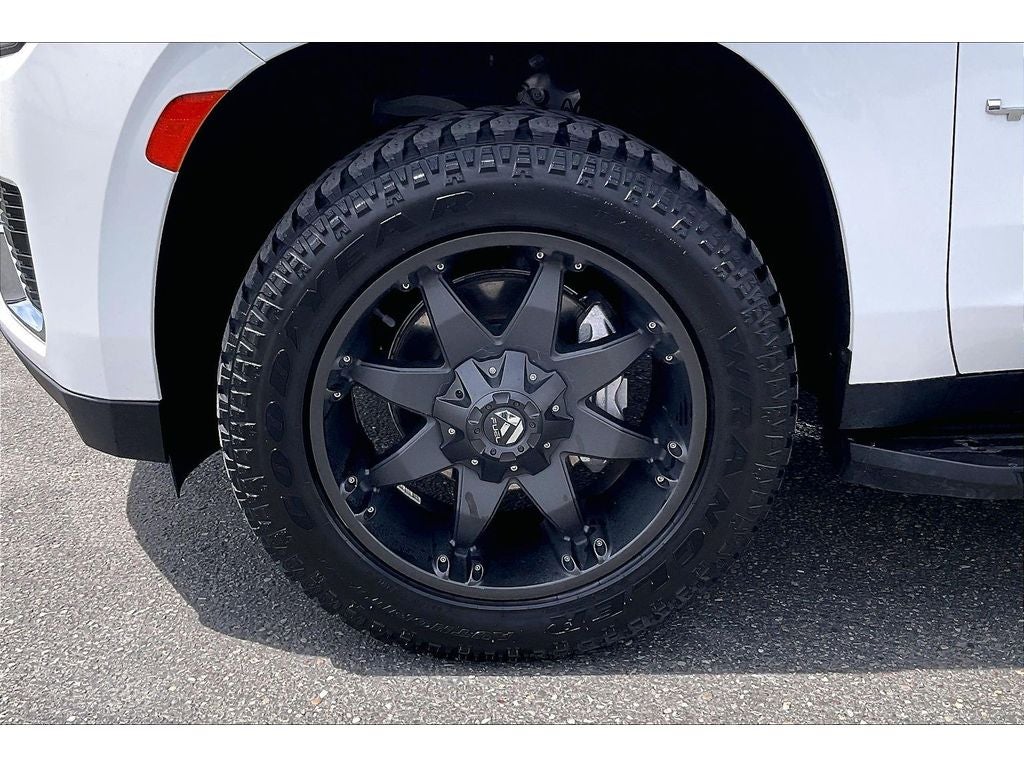 2022 GMC Yukon SLE