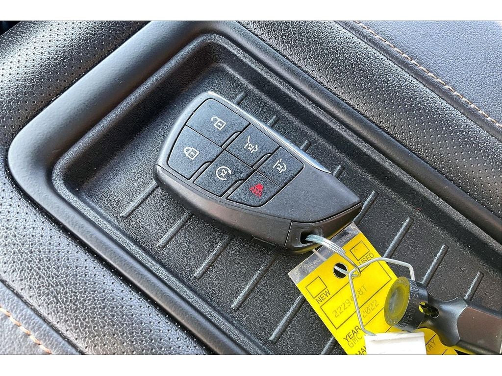 2022 GMC Yukon XL AT4