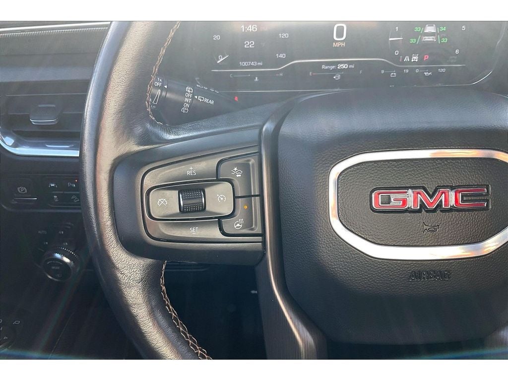 2022 GMC Yukon XL AT4
