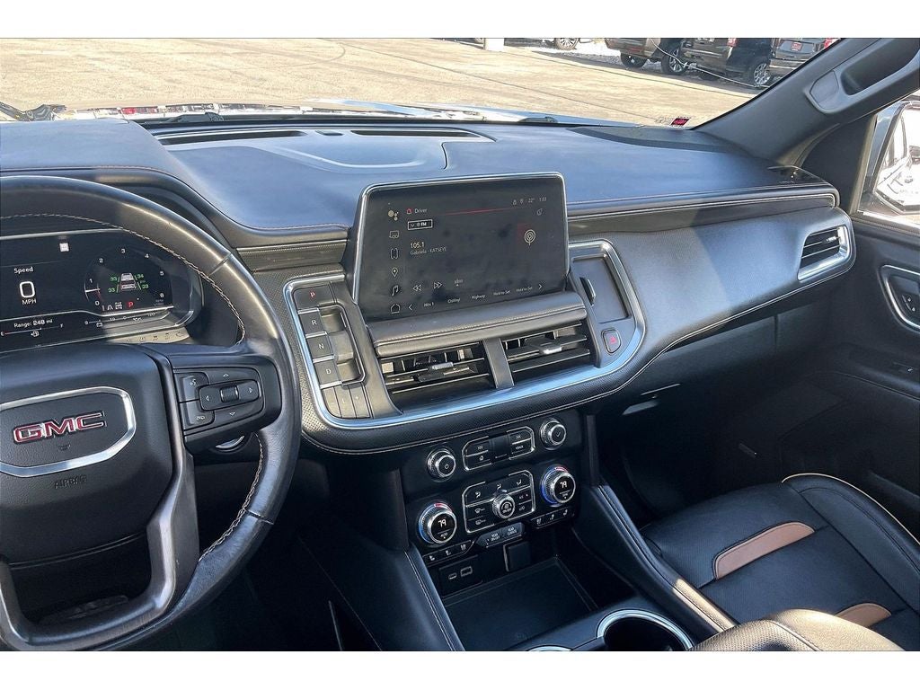 2022 GMC Yukon XL AT4