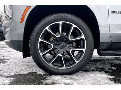 2025 Chevrolet Suburban RST