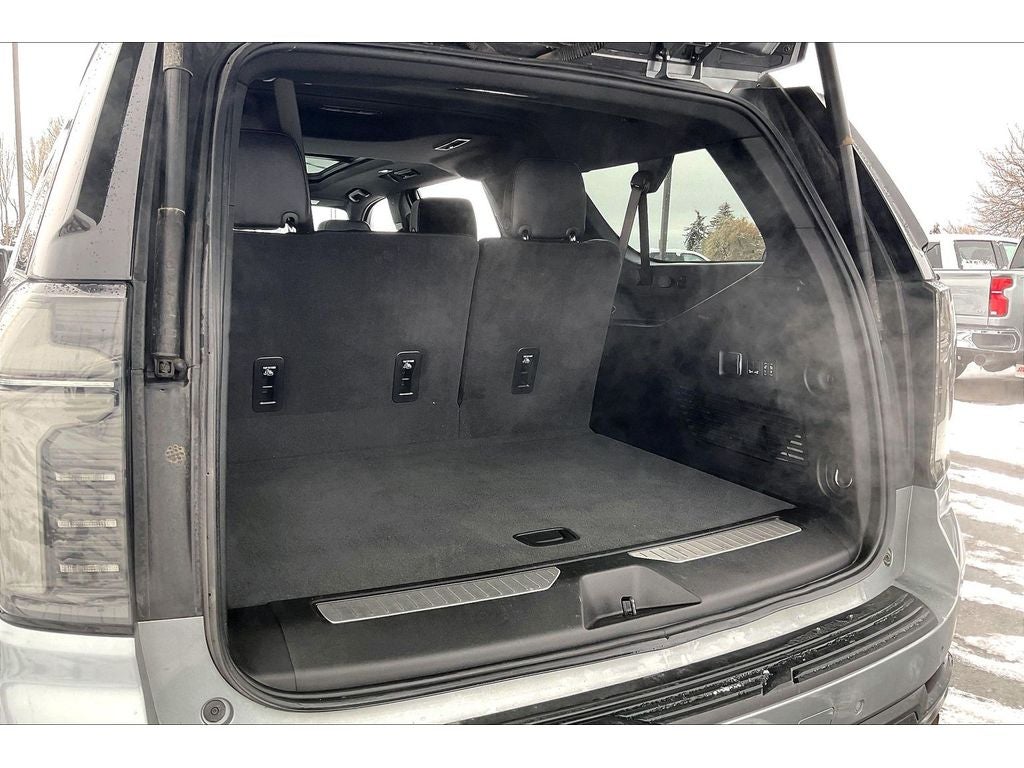 2025 Chevrolet Suburban RST