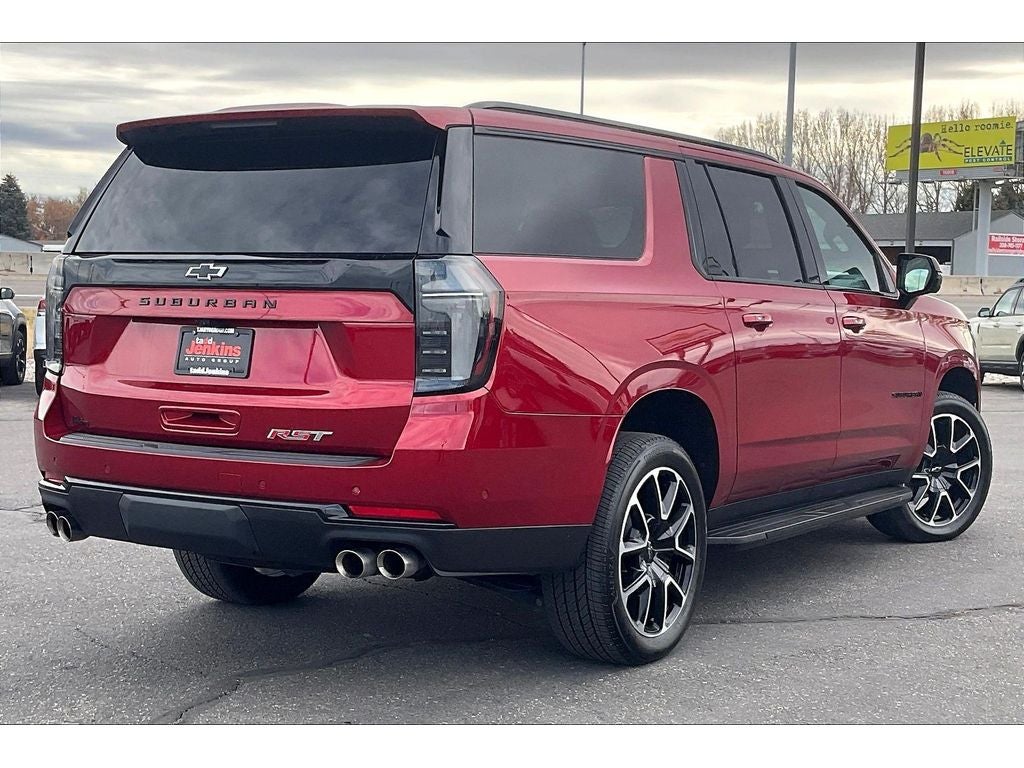 2025 Chevrolet Suburban RST