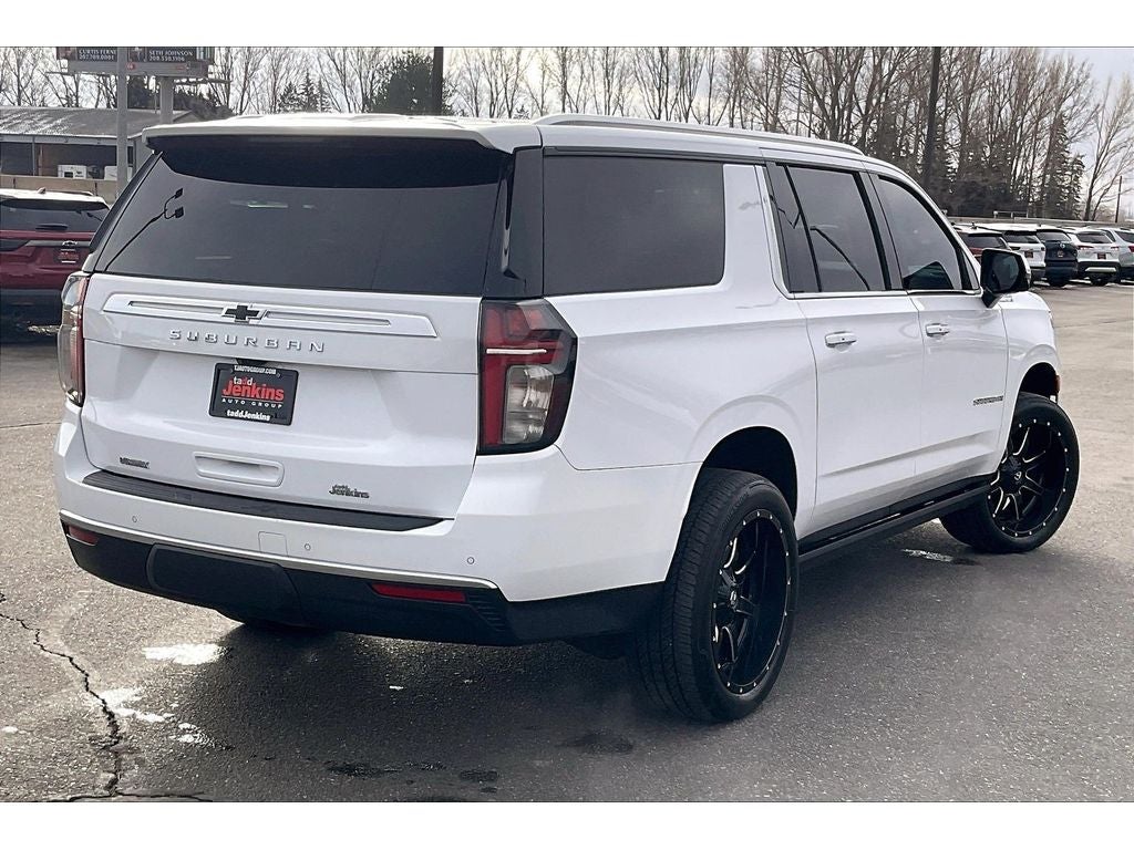 2022 Chevrolet Suburban High Country