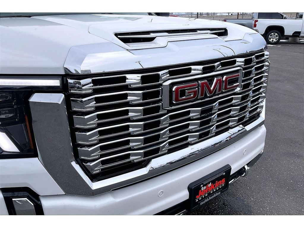 2024 GMC Sierra 3500 HD Denali