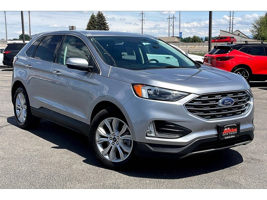 2022 Ford Edge Titanium