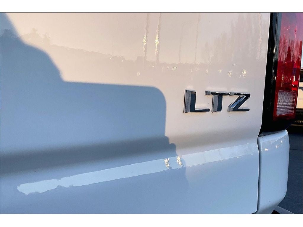 2025 Chevrolet Silverado 3500 HD LTZ