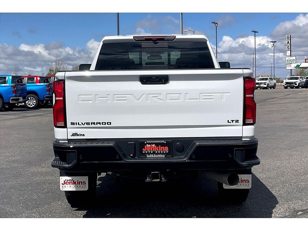 2025 Chevrolet Silverado 3500 HD LTZ