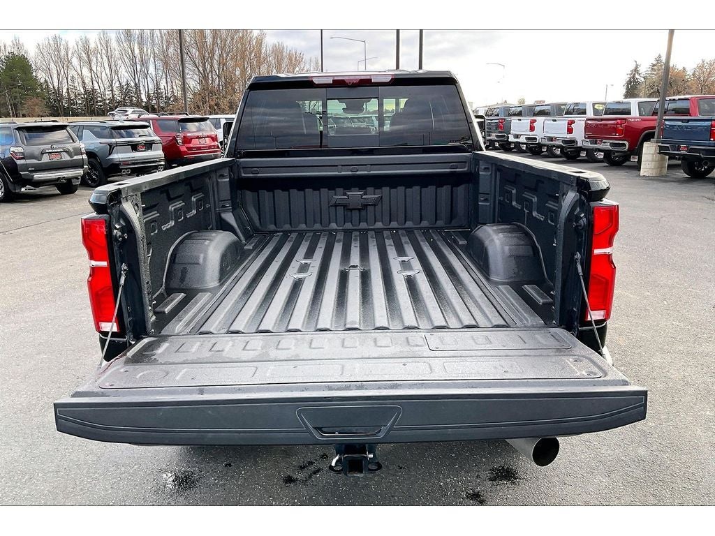 2025 Chevrolet Silverado 3500 HD High Country