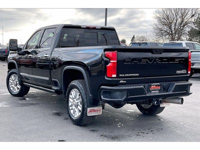 2025 Chevrolet Silverado 3500 HD High Country